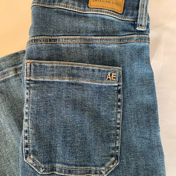 American Eagle Super High Rise Flare Size 10  Regular Jeans Y2K - Picture 3 of 10